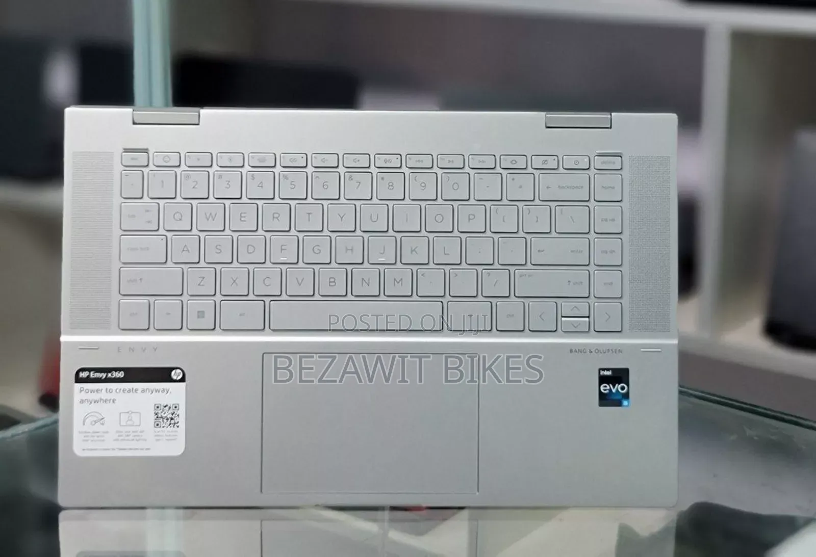 New Laptop HP Envy X360 8GB Intel Core I5 SSD 512GB