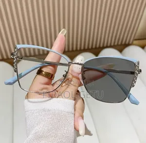 Fashion Cat Eye Glasses Ultra-Light Glasses