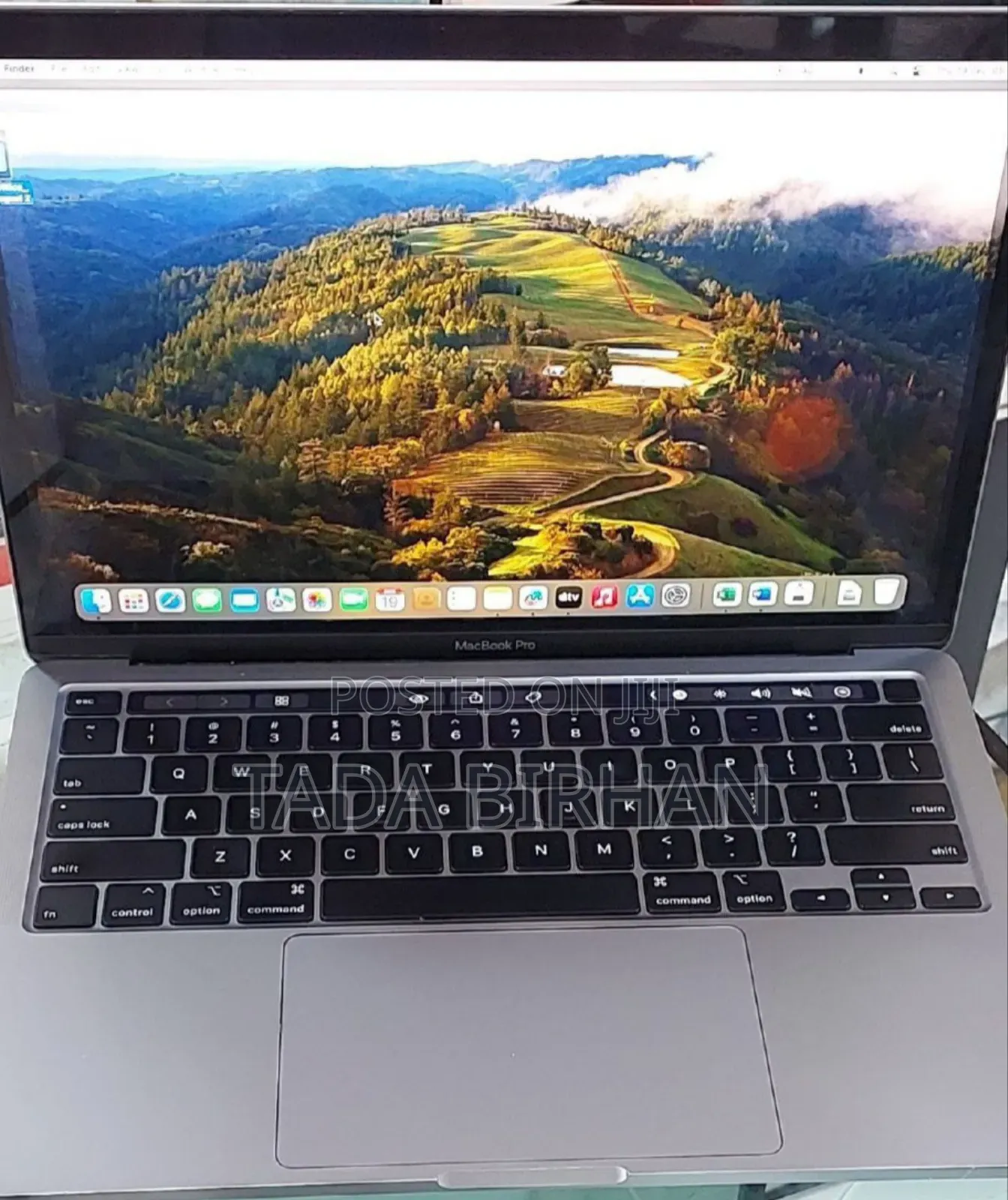New Laptop Apple MacBook Pro 2017 16GB Intel Core I7 SSD 512GB