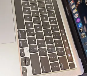 New Laptop Apple MacBook Pro 16GB Intel Core I7 SSD 512GB