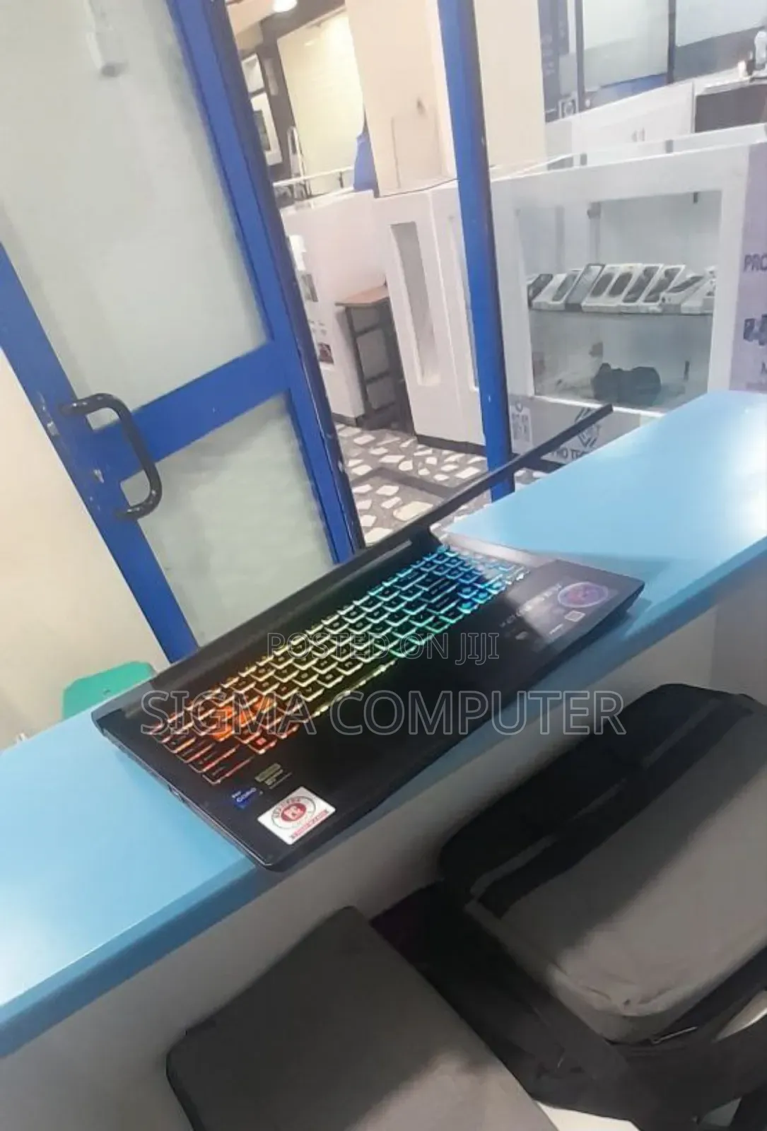 New Laptop MSI GP75 Leopard 16GB Intel Core I7 SSD 1T