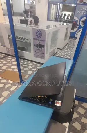 New Laptop MSI GP75 Leopard 16GB Intel Core I7 SSD 1T