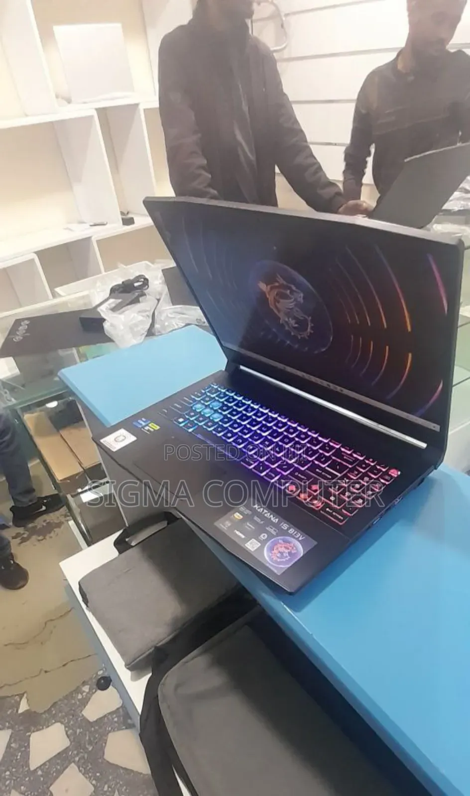 New Laptop MSI GP75 Leopard 16GB Intel Core I7 SSD 1T