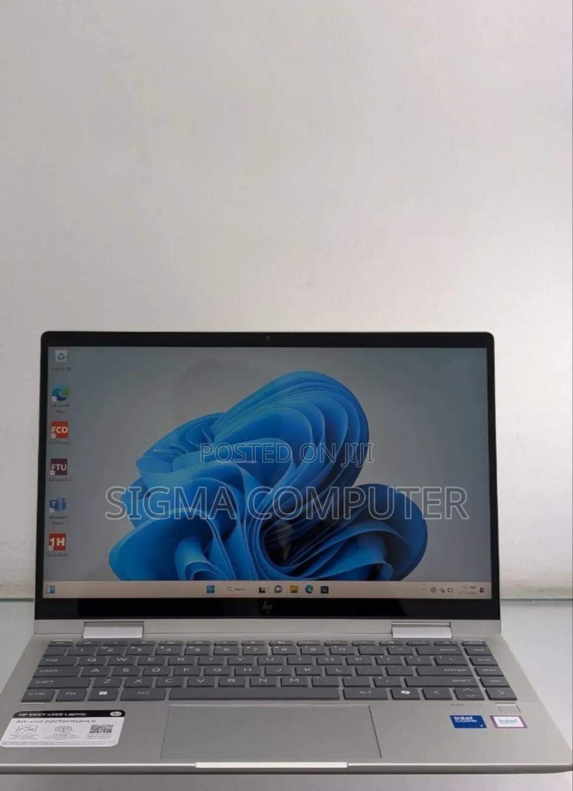 New Laptop HP Envy X360 16GB Intel Core I7 SSD 512GB