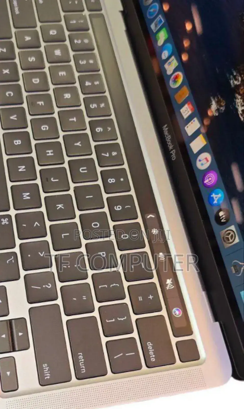 New Laptop Apple MacBook Pro 2020 16GB Intel Core I7 SSD 512GB