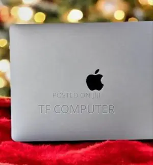 New Laptop Apple MacBook Pro 2020 16GB Intel Core I7 SSD 512GB