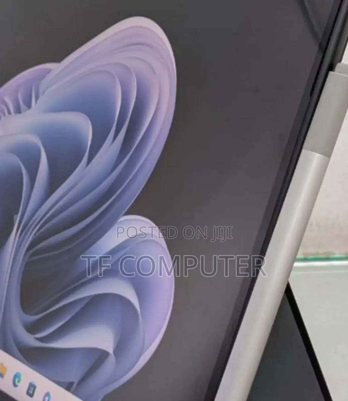 New Laptop Microsoft Surface Pro 9 16GB Intel Core I5 SSD 256GB