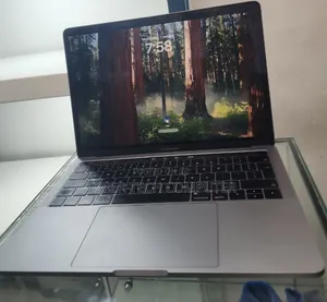 New Laptop Apple MacBook Pro 2018 8GB Intel Core I5 SSD 512GB