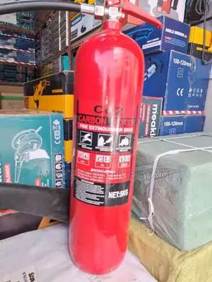Fire Extinguisher 
የእሳት ማጥፊያ
Co2 Fire Extinguisher