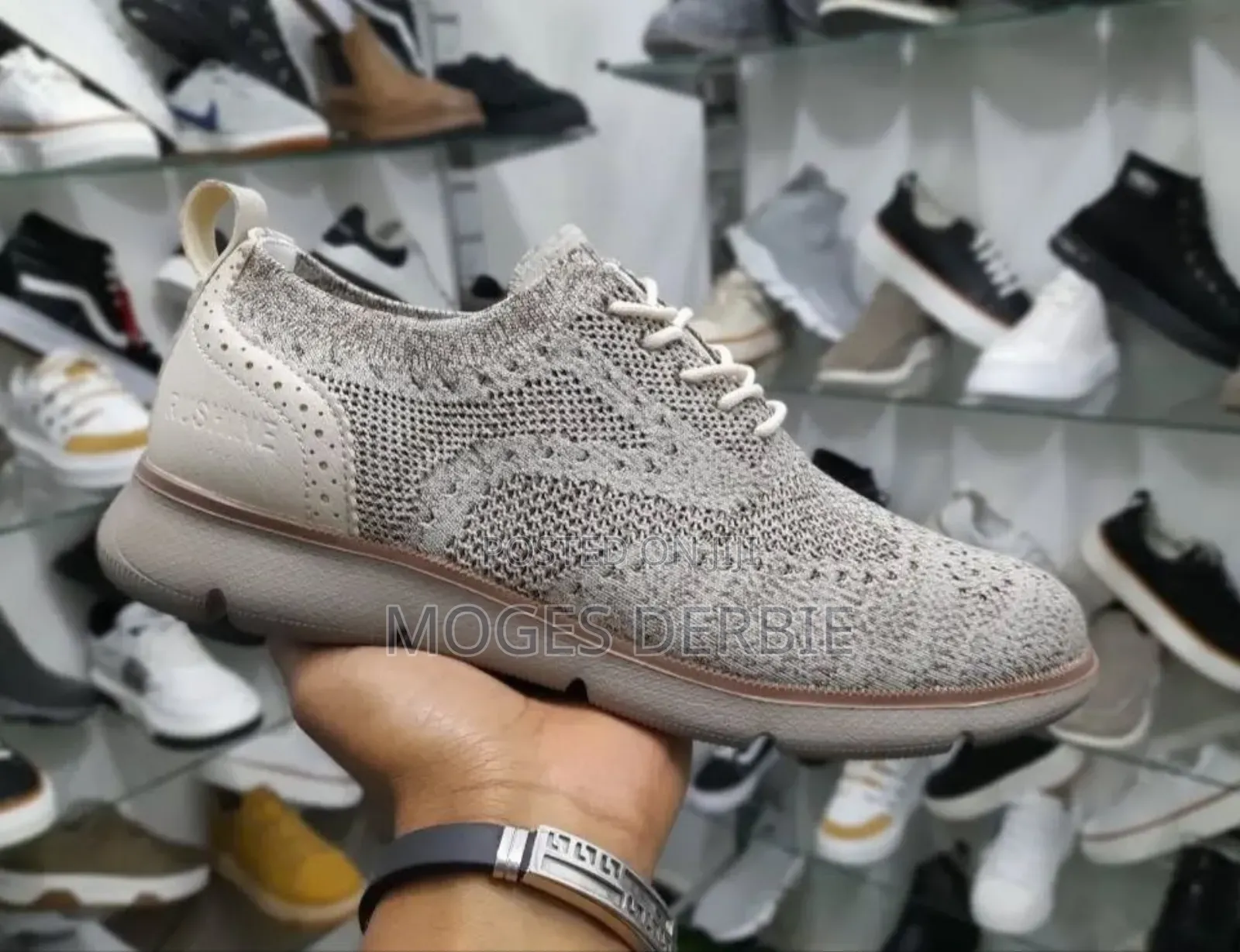 Comfortable Casual Shoes for Men's