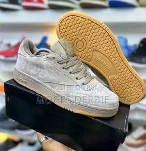 BRAND: Reebok El-Classico