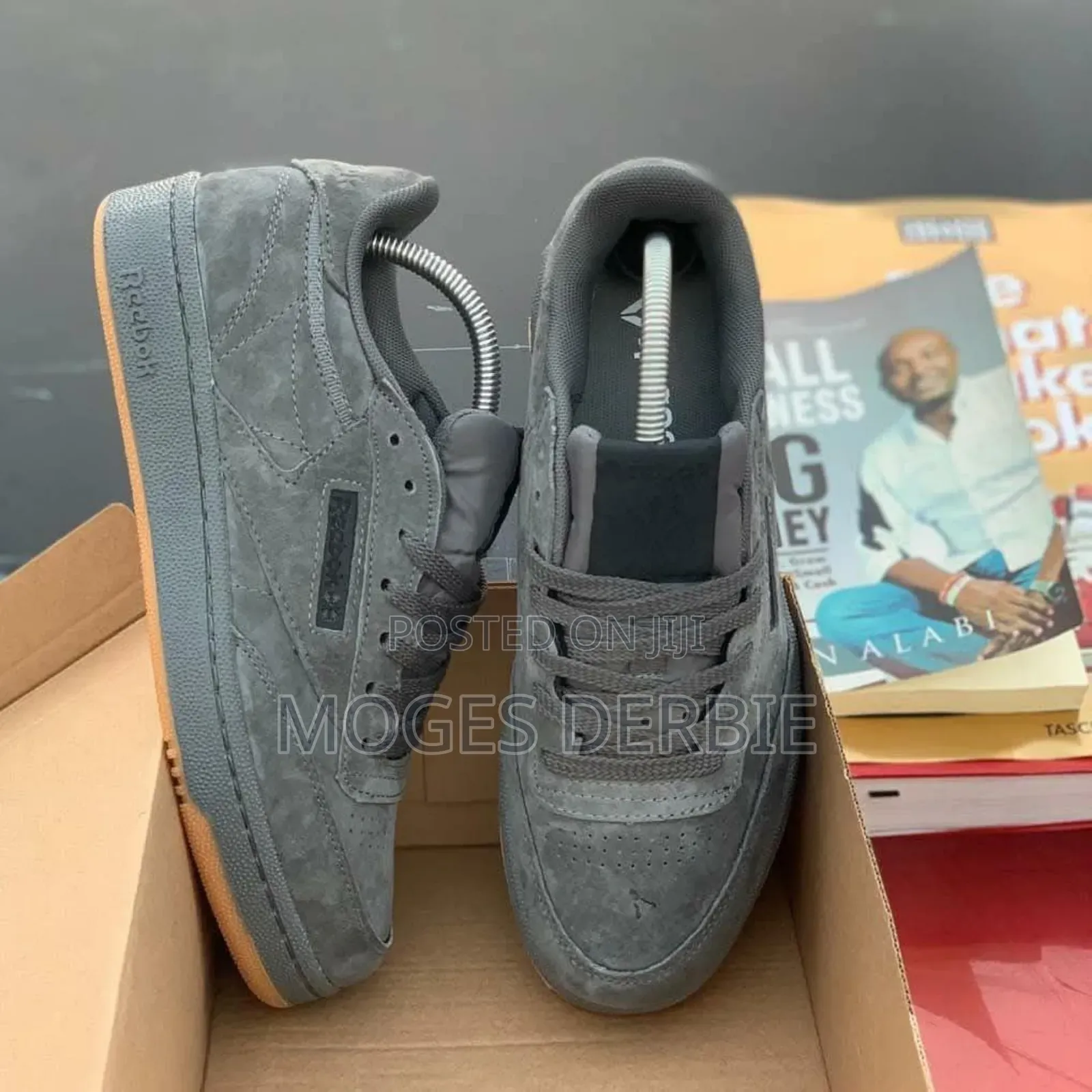 BRAND: Reebok El-Classico