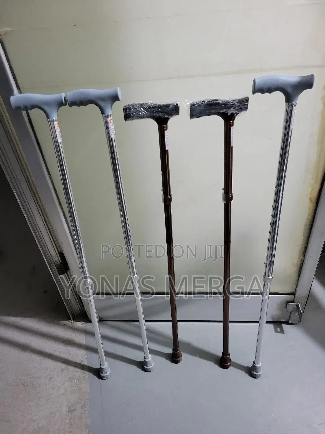 Walking Stick cane For Elderly Mom Dad balanced Movement