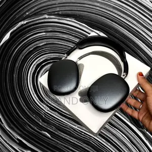 Photo - P9 Brand New Headset for Travel