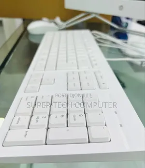 New Desktop Computer HP 200 G4 All-in-One 8GB Intel Core I7 SSD 512GB