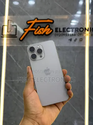 Photo - Apple iPhone 15 Pro Max 1 TB Gray