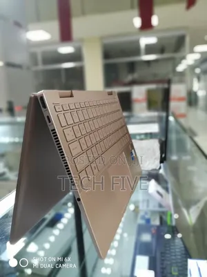 New Laptop HP Pavilion 13 X360 8GB Intel Core I5 SSD 1T