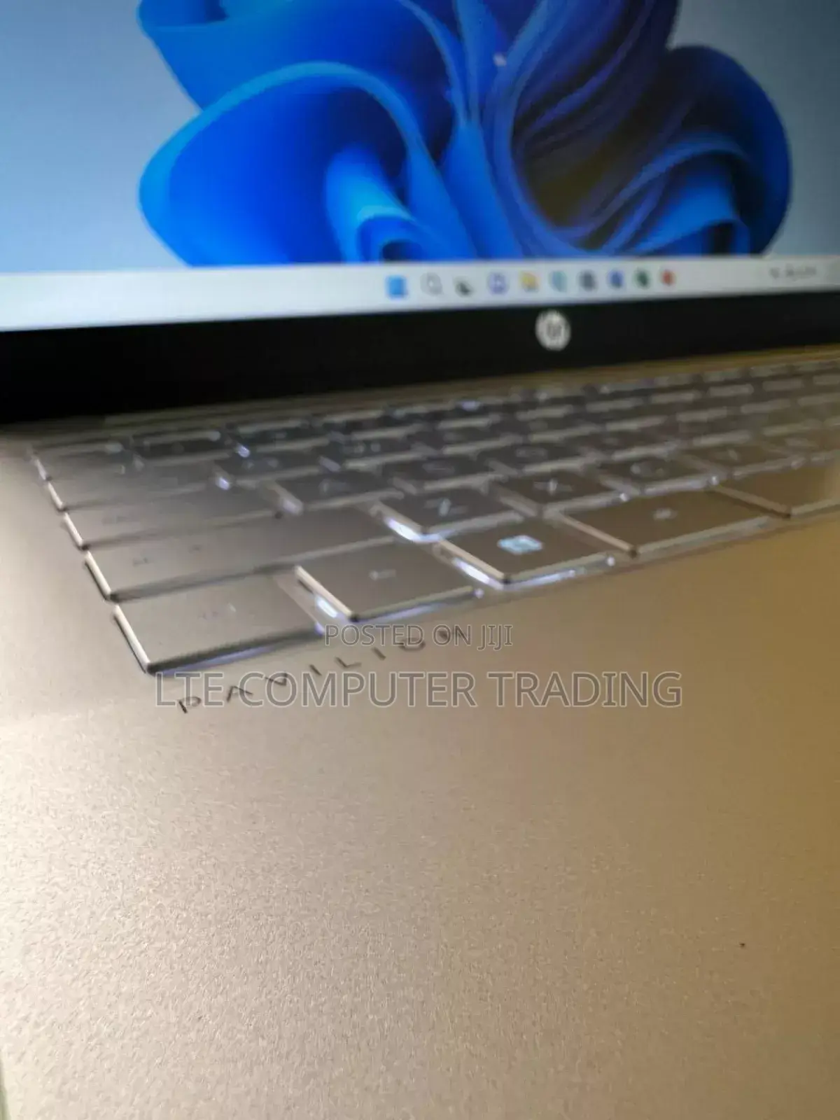 New Laptop HP Pavilion 14 16GB AMD Ryzen 5 SSD 512GB