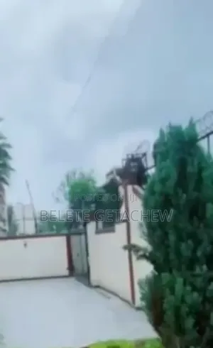 8bdrm House in Mekanisa, B+G+2, Kirkos for sale