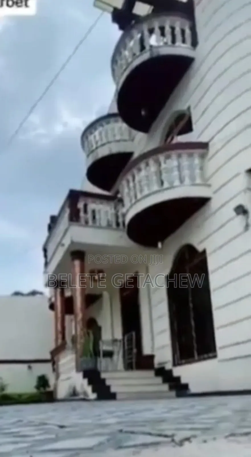 8bdrm House in Mekanisa, B+G+2, Kirkos for sale