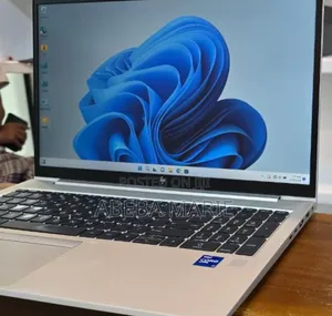 New Laptop HP EliteBook 850 G8 16GB Intel Core I7 SSD 512GB