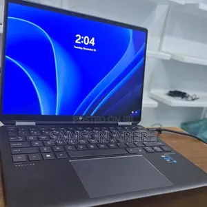 New Laptop HP Spectre X360 13 16GB Intel Core I7 SSD 2T