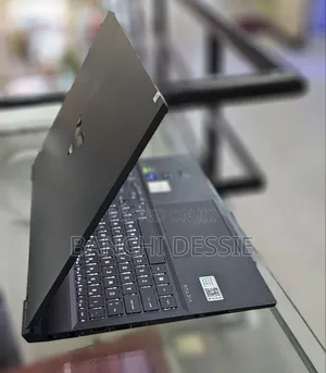 New Laptop Asus ROG Strix G15 16GB AMD Ryzen 9 SSD 512GB