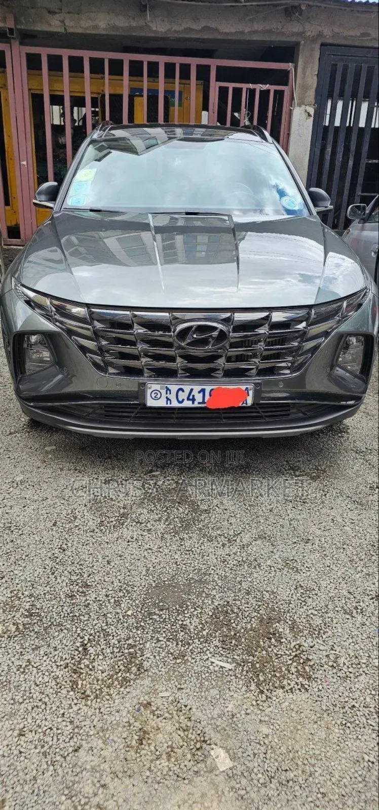 Hyundai Tucson SE 2023 Gray