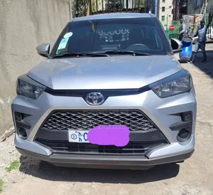 Toyota Raize 2022 Silver