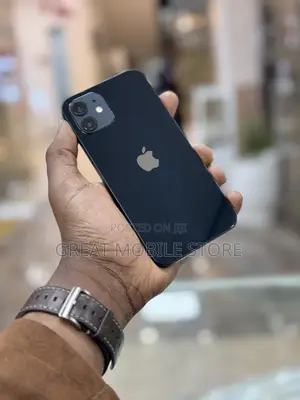 Photo - Apple iPhone 12 64 GB Black