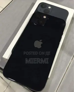 Photo - New Apple iPhone 13 128 GB Blue