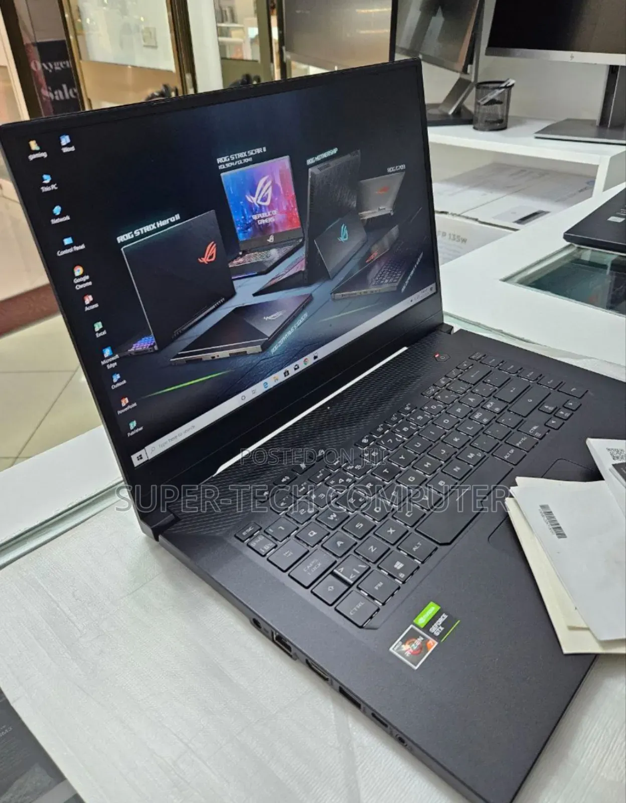 New Laptop Asus ROG Zephyrus G16 16GB AMD Ryzen 7 SSD 512GB