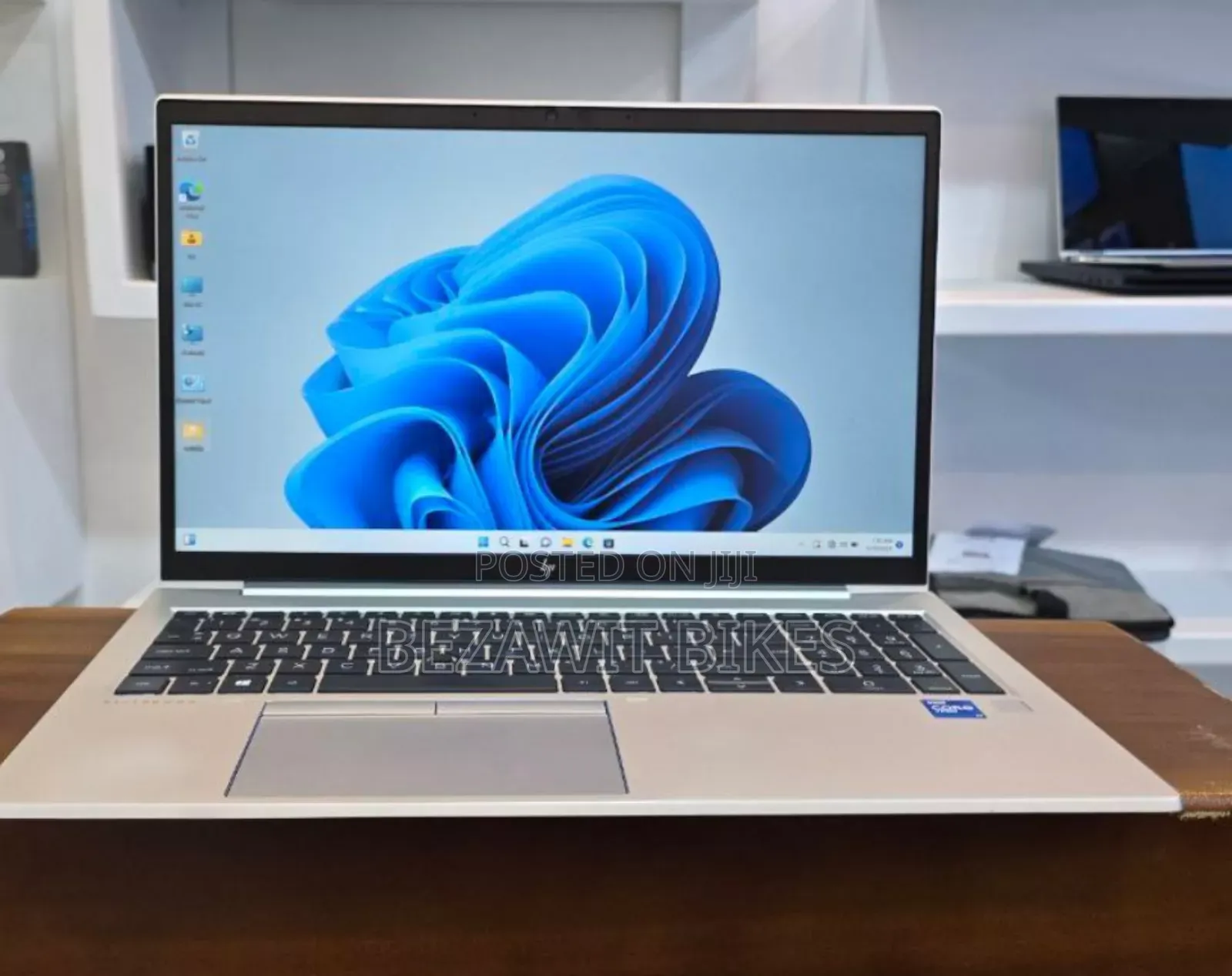 New Laptop HP EliteBook 850 G8 16GB Intel Core I7 SSD 512GB