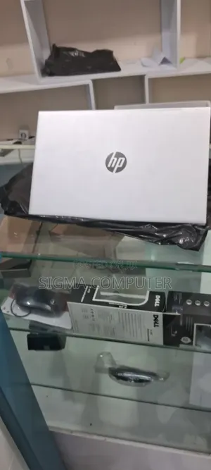 New Laptop HP 14-Dq2031tg 16GB Intel Core I5 SSD 512GB