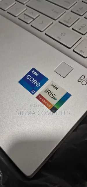 New Laptop HP 14-Dq2031tg 16GB Intel Core I5 SSD 512GB