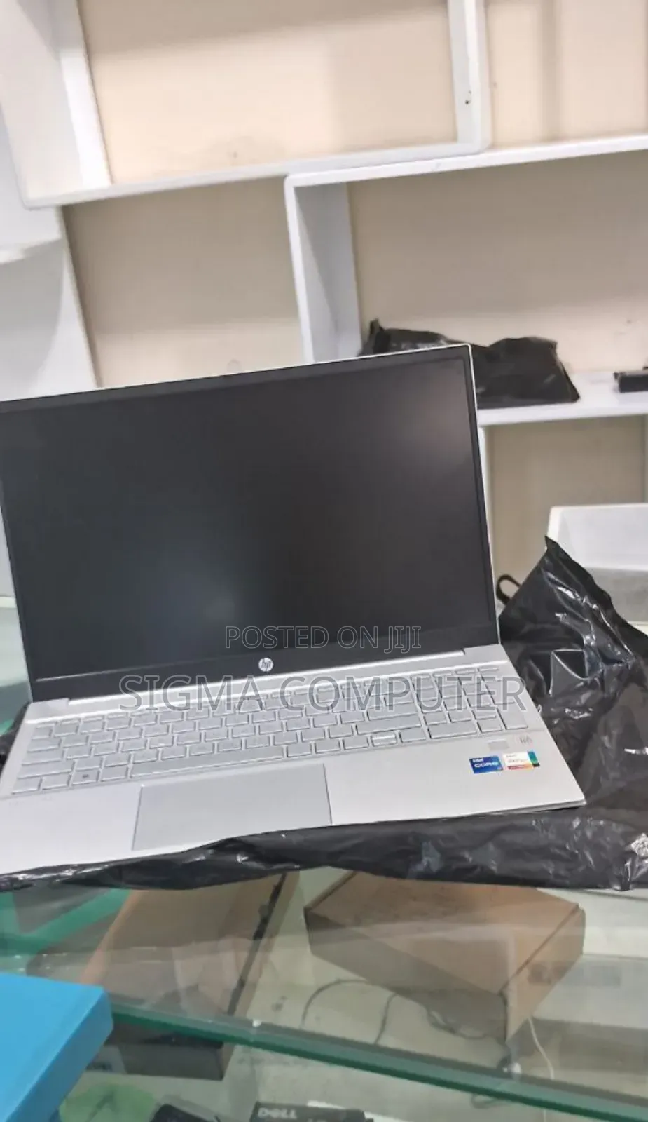 New Laptop HP 14-Dq2031tg 16GB Intel Core I5 SSD 512GB