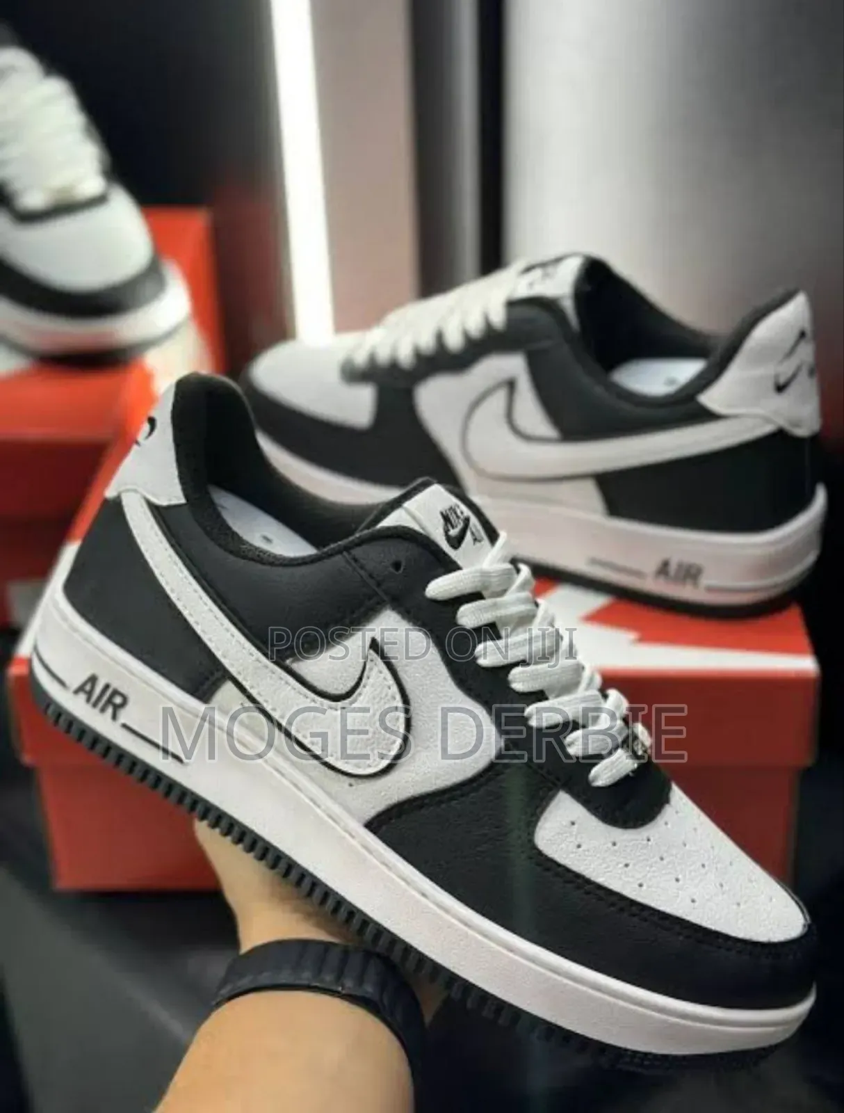 Nike Air Force 1