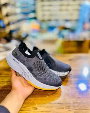 Skechers Men's Go Walk Max Walker