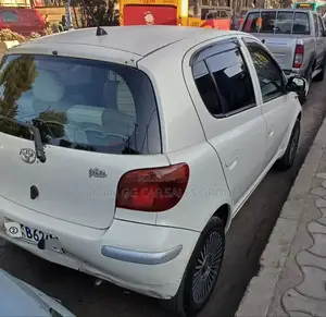 Toyota Vitz 2004 Ivory