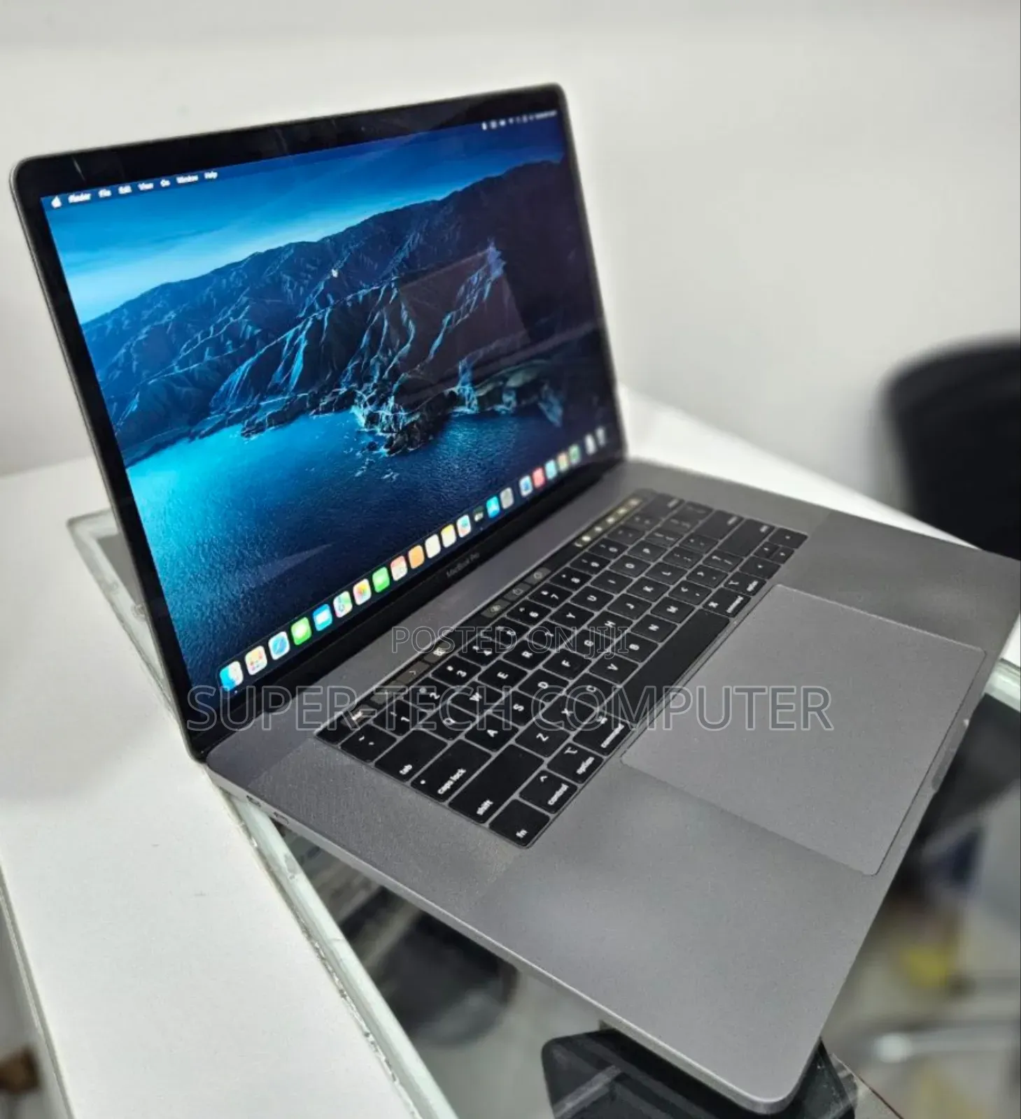 New Laptop Apple MacBook Pro 2019 16GB Intel Core I9 SSD 1T
