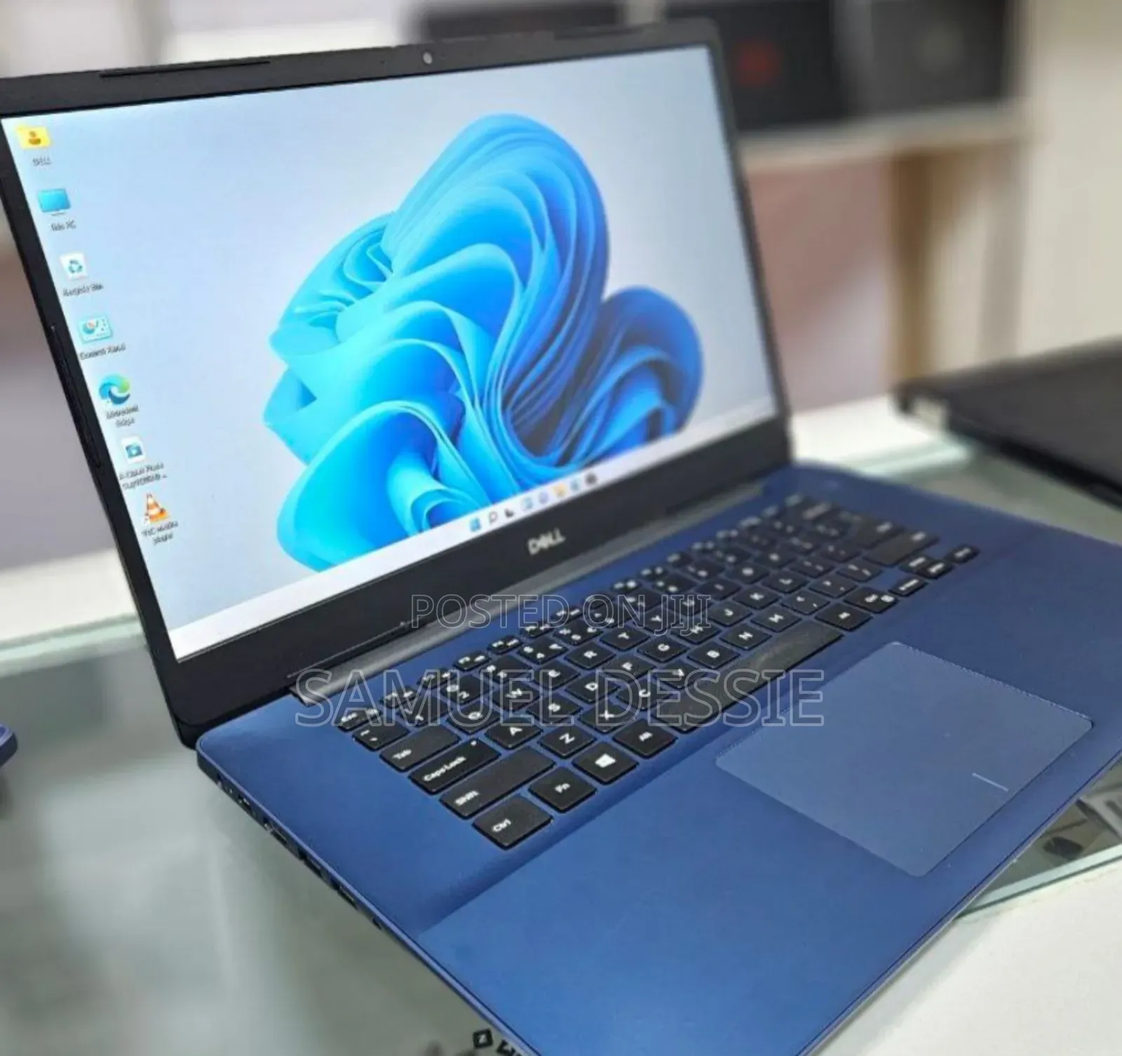 New Laptop Dell Inspiron 15 8GB Intel Core I5 SSD 256GB