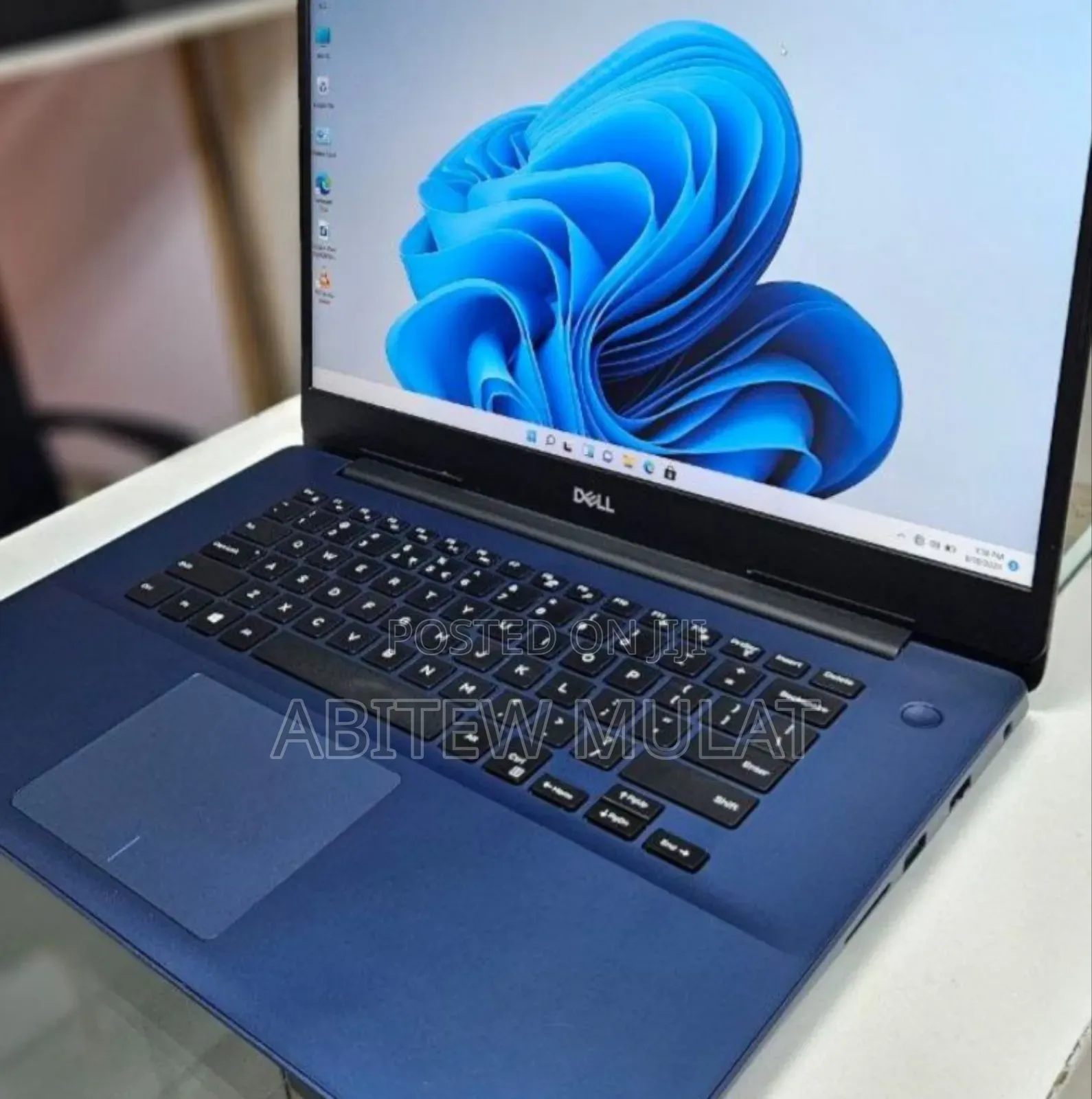 New Laptop Dell Inspiron 15 8GB Intel Core I5 SSD 256GB