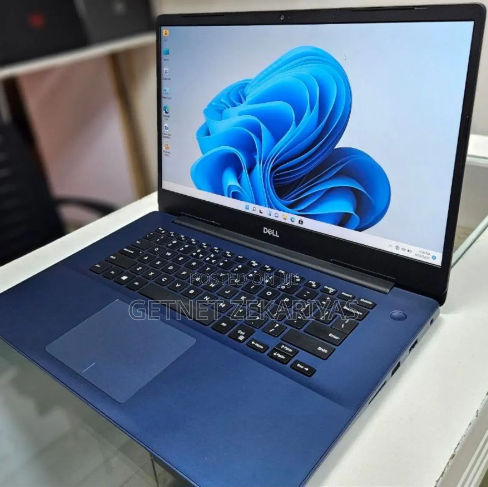 New Laptop Dell Inspiron 15 8GB Intel Core I5 SSD 256GB