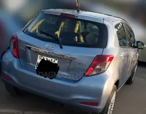 Toyota Yaris 2012 Blue