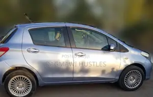 Toyota Yaris 2012 Blue