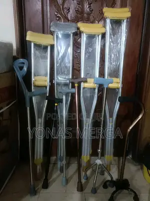 Photo - Kranch響pengjie-Walker Standing Rehab Underarm Crutches