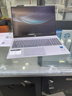 New Laptop HP Pavilion 15 16GB Intel Core I7 SSD 1T