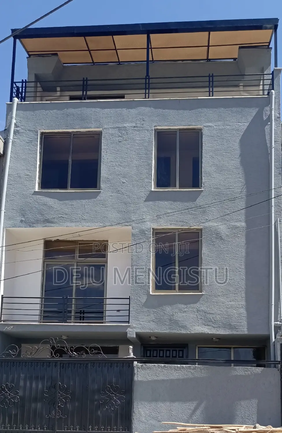 5bdrm House in ሰባ ሁለት, Bole for sale