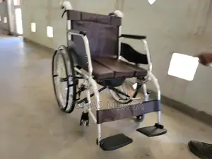 High-Quality Wheelchair泛toilet Wheelchair濭wheelchair