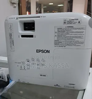 EPSON Projector
Model Name: EB -X49
Has Bag and Remote